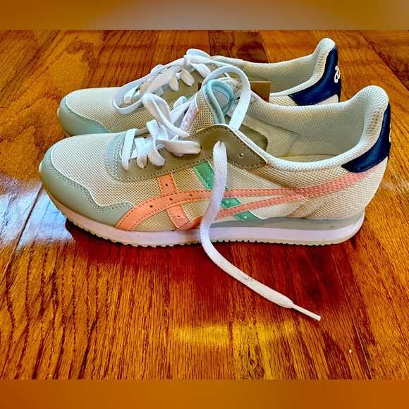 Asics Shoes - Sneakers